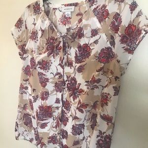 Liz Claiborne blouse, size M, looks great with slacks or jeans. Only worn once